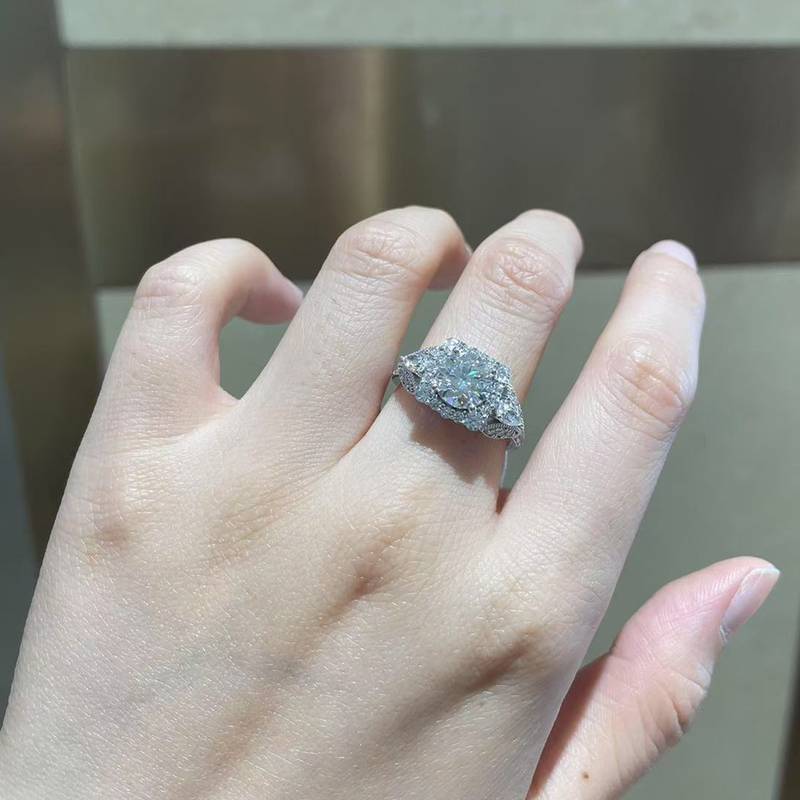 Light Luxury Full Diamond Square Bag Women's Ring S925 Silver Plated Platinum Customized Selection Main Stone Moissanite Diamond 1.5ct/Secondary Stone High Carbon Diamond